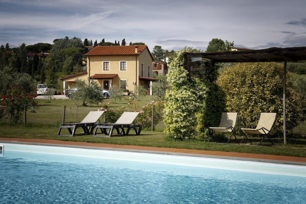 Agriturismo Ai Linchi Lucca Bagian luar foto